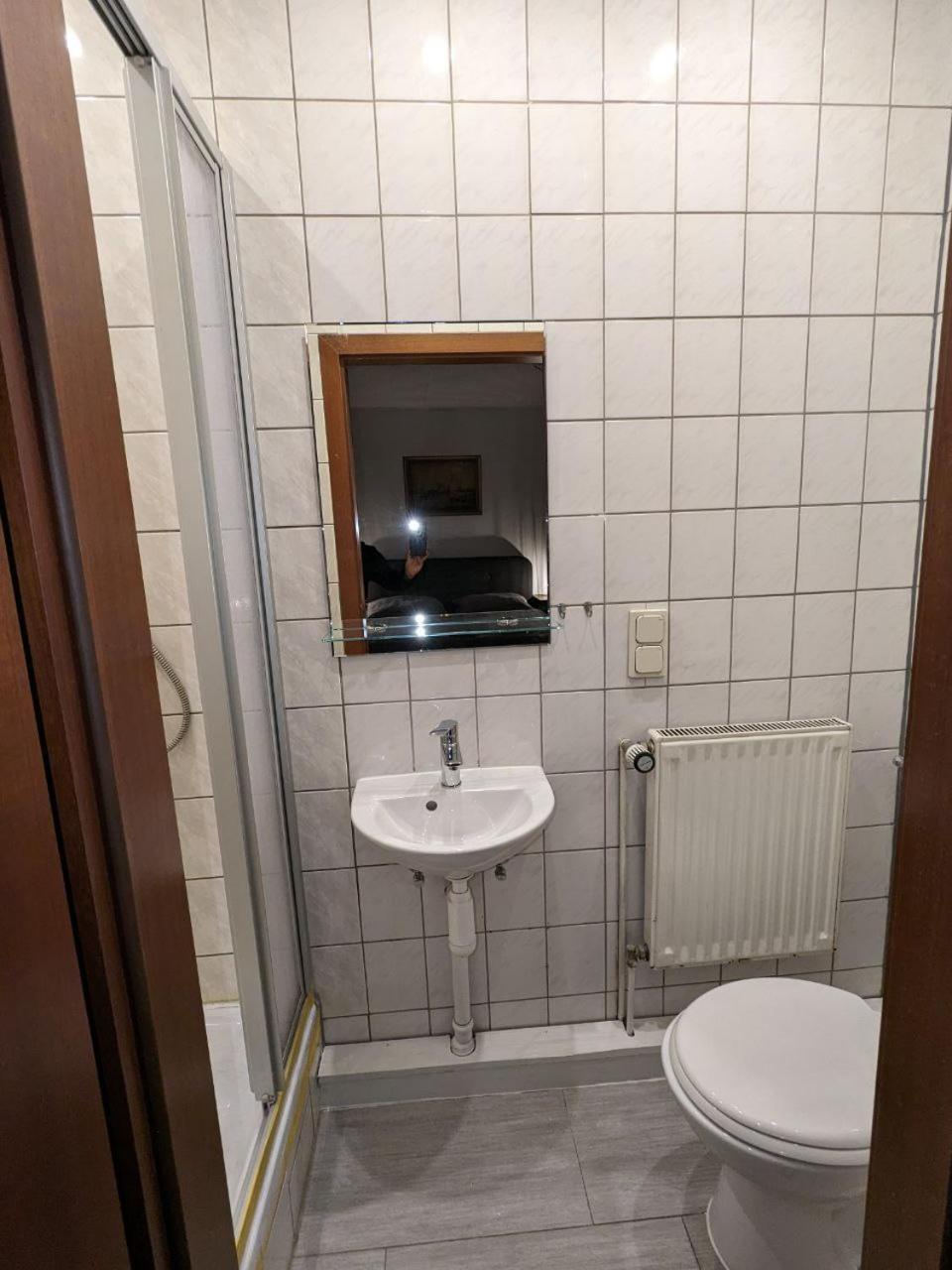 Gasthaus "Zum Goldenen Ross" Uhlstädt Exterior foto